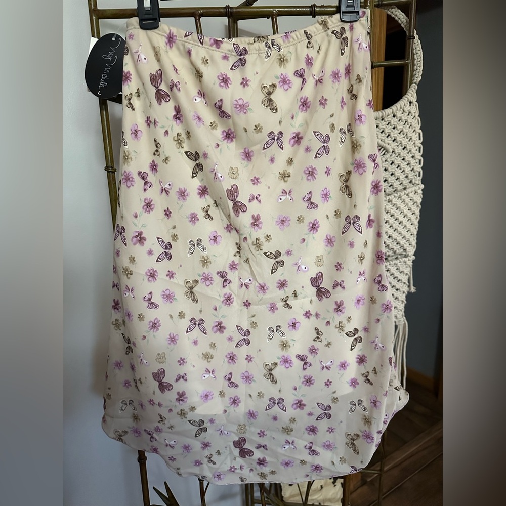 My Michelle Floral Butterfly Print Chiffon Skirt - Tan and Purple/Pink. NWT L - Picture 3 of 7